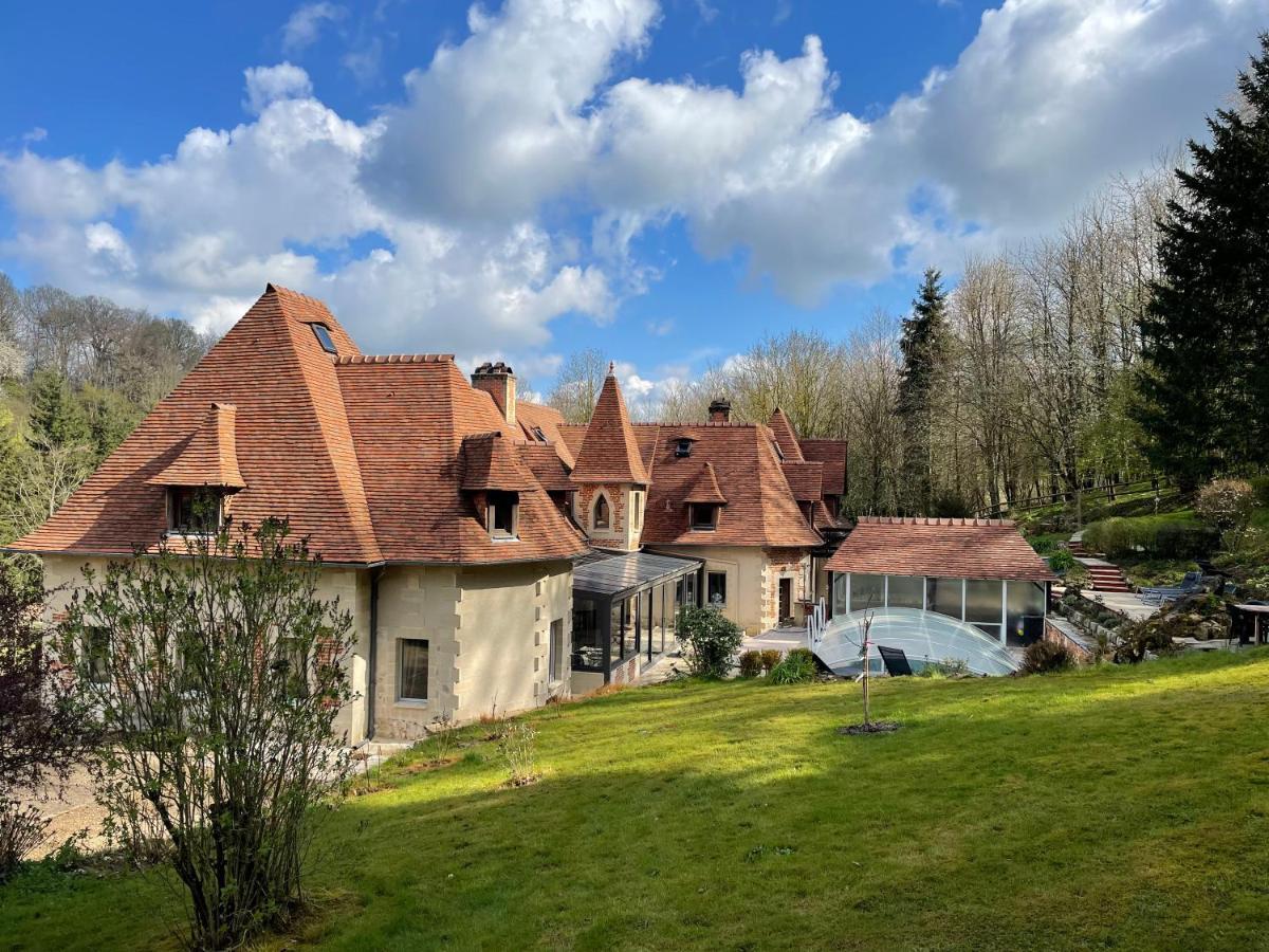 Отель Le Prieure Des Fontaines Les Preaux Экстерьер фото